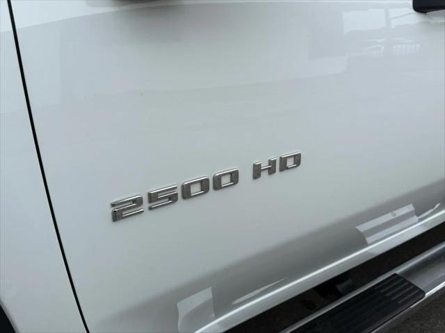 2021 Chevrolet Silverado 2500HD 4WD Crew Cab Standard Bed Custom