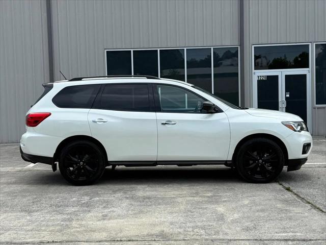 2018 Nissan Pathfinder SL