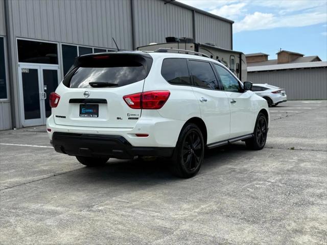 2018 Nissan Pathfinder SL