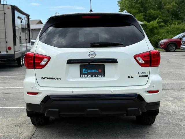 2018 Nissan Pathfinder SL