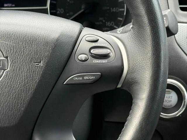 2018 Nissan Pathfinder SL