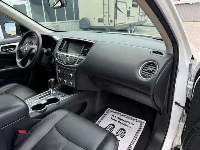 2018 Nissan Pathfinder SL
