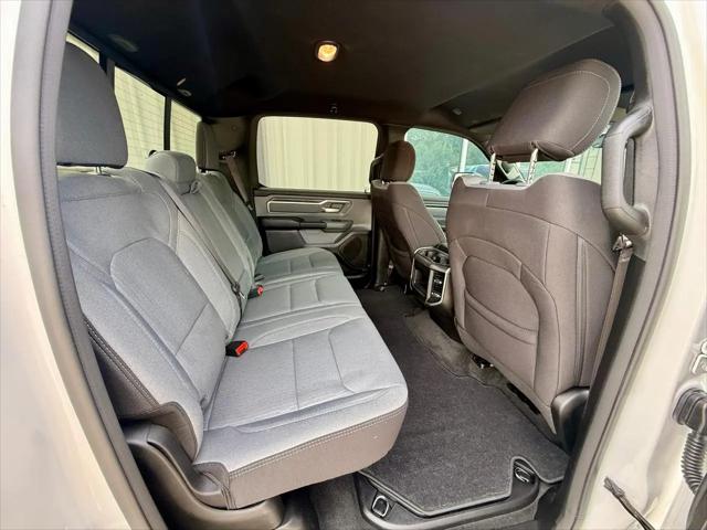 2023 Ram 1500 Big Horn Crew Cab 4x4 5'7" Box