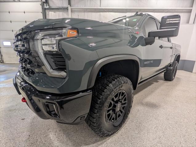 2025 Chevrolet Silverado 2500HD Crew Cab, Standard Bed, ZR2, 4WD