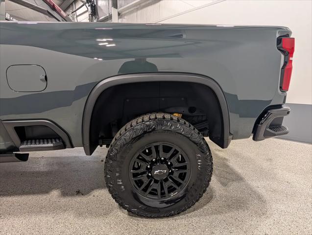 2025 Chevrolet Silverado 2500HD Crew Cab, Standard Bed, ZR2, 4WD