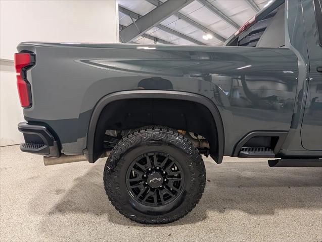 2025 Chevrolet Silverado 2500HD Crew Cab, Standard Bed, ZR2, 4WD