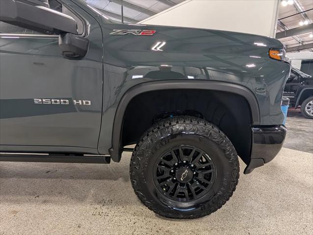 2025 Chevrolet Silverado 2500HD Crew Cab, Standard Bed, ZR2, 4WD