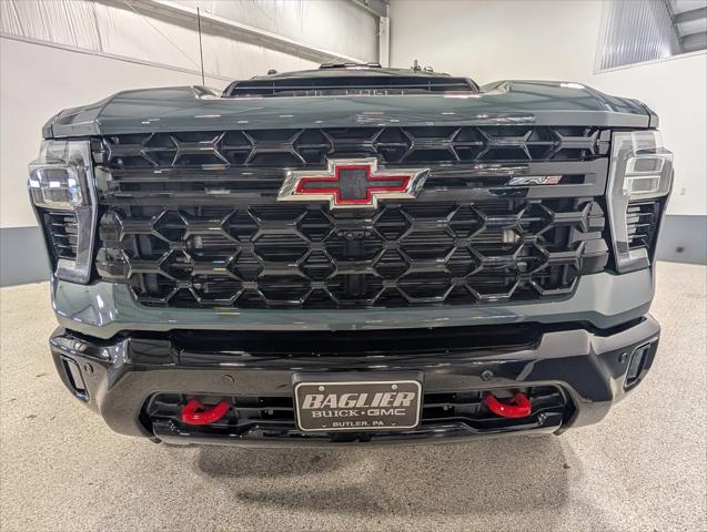 2025 Chevrolet Silverado 2500HD Crew Cab, Standard Bed, ZR2, 4WD