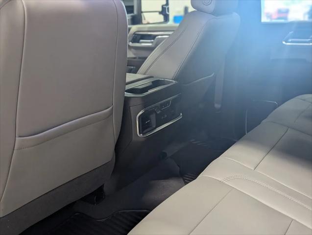 2025 Chevrolet Silverado 3500HD 4WD Crew Cab Long Bed LTZ