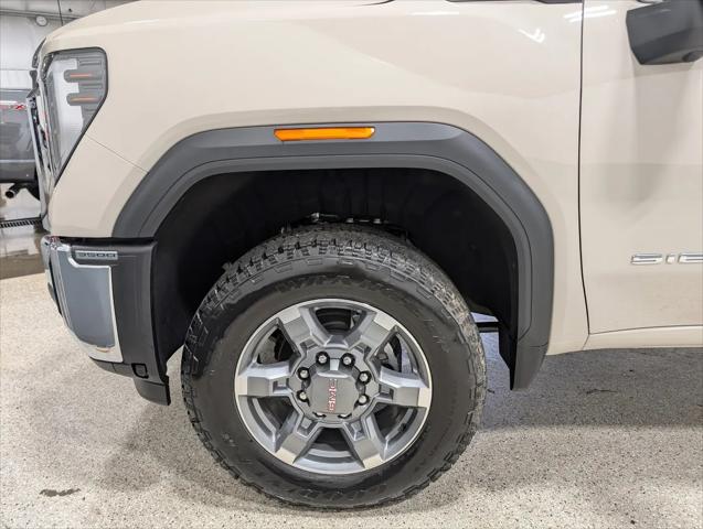 2026 GMC Sierra 3500HD Crew Cab, Long Bed, SLE Dual Rear Wheel, 4WD