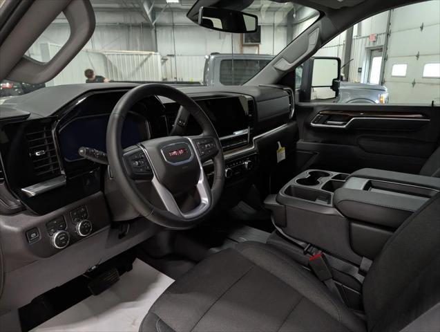 2026 GMC Sierra 3500HD Crew Cab, Long Bed, SLE Dual Rear Wheel, 4WD