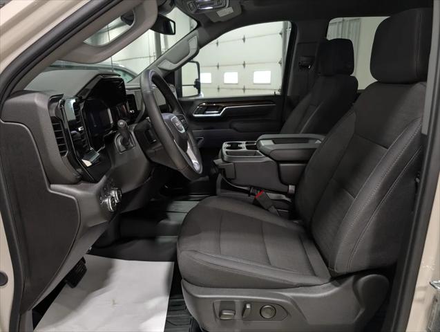 2026 GMC Sierra 3500HD Crew Cab, Long Bed, SLE Dual Rear Wheel, 4WD