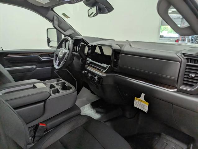 2026 GMC Sierra 3500HD Crew Cab, Long Bed, SLE Dual Rear Wheel, 4WD