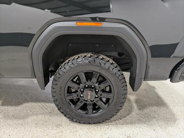 2025 GMC Sierra 2500HD Crew Cab, Long Bed, AT4, 4WD