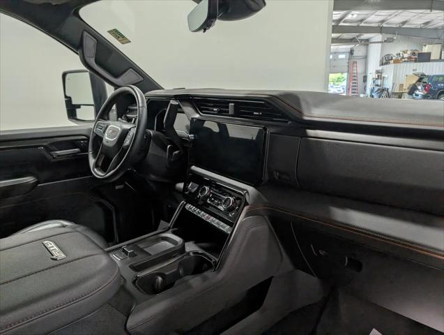 2025 GMC Sierra 2500HD Crew Cab, Long Bed, AT4, 4WD