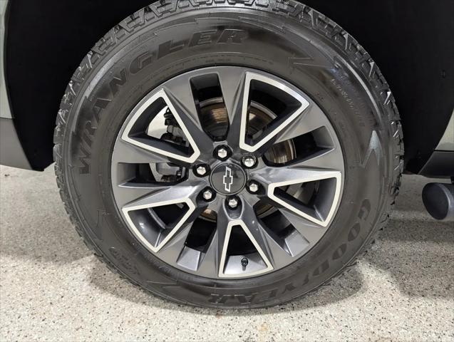 2023 Chevrolet Suburban 4WD Z71