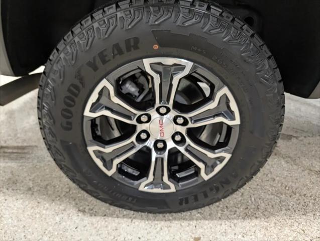 2023 GMC Canyon AT4