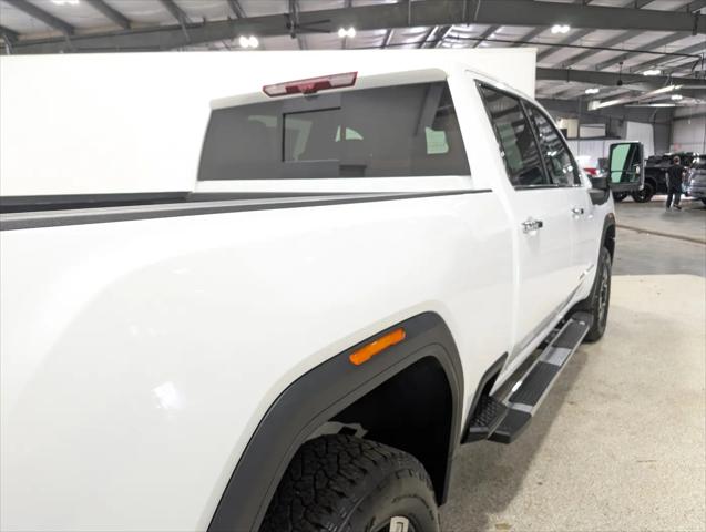 2025 GMC Sierra 3500HD Crew Cab, Standard Bed, Denali, 4WD