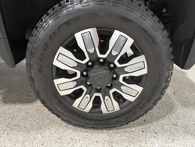 2025 GMC Sierra 3500HD Crew Cab, Standard Bed, Denali, 4WD