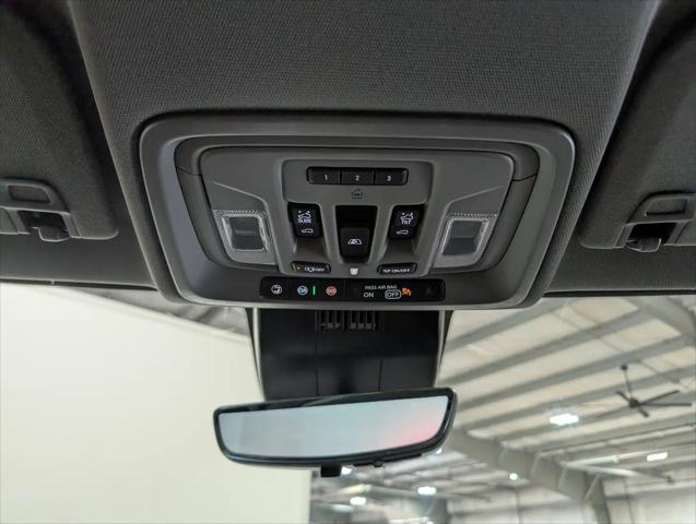 2025 GMC Sierra 3500HD Crew Cab, Standard Bed, Denali, 4WD