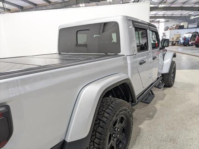 2022 Jeep Gladiator Sport