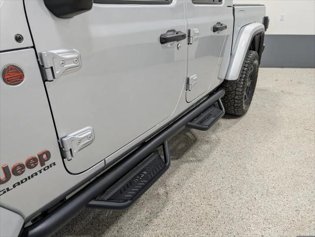 2022 Jeep Gladiator Sport