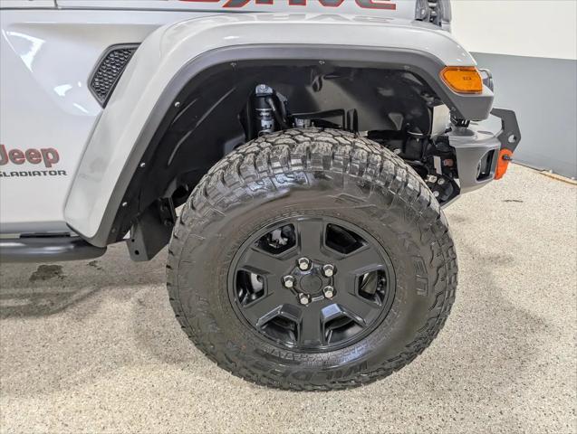 2022 Jeep Gladiator Sport