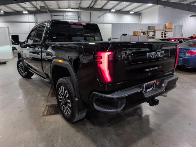 2025 GMC Sierra 2500HD Crew Cab, Standard Bed, Denali Ultimate, 4WD