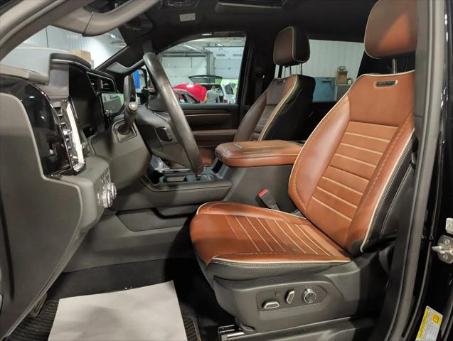 2025 GMC Sierra 2500HD Crew Cab, Standard Bed, Denali Ultimate, 4WD