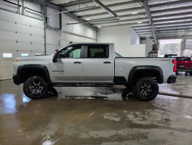 2021 Chevrolet Silverado 2500HD 4WD Crew Cab Standard Bed Custom