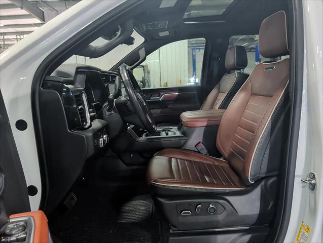 2024 GMC Sierra 3500HD Denali Ultimate