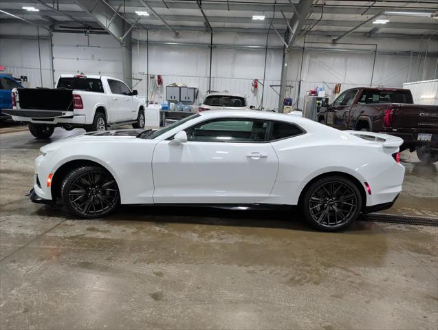 2023 Chevrolet Camaro RWD Coupe ZL1