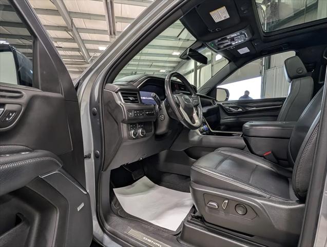 2022 GMC Yukon 4WD Denali