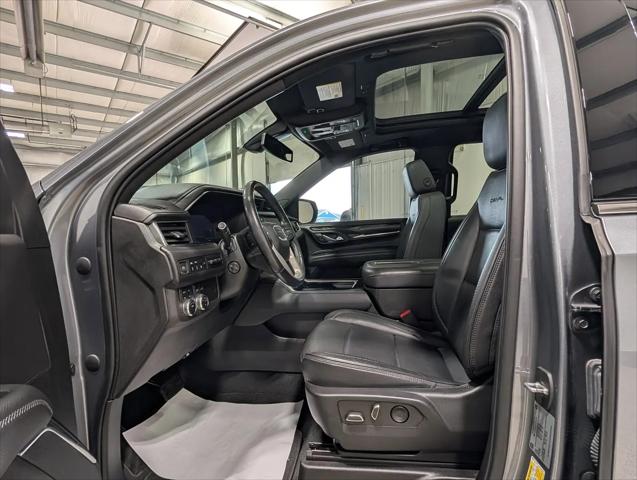 2022 GMC Yukon 4WD Denali