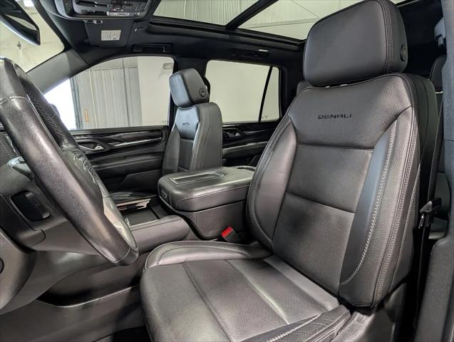 2022 GMC Yukon 4WD Denali