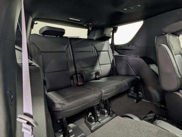 2022 GMC Yukon 4WD Denali