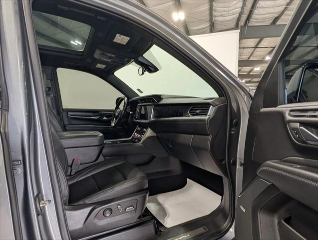 2022 GMC Yukon 4WD Denali
