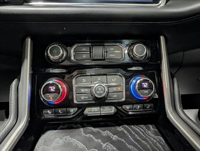 2022 GMC Yukon 4WD Denali