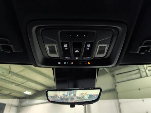2025 GMC Sierra 3500HD Crew Cab, Standard Bed, AT4, 4WD