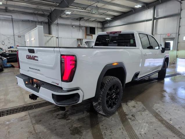2025 GMC Sierra 3500HD 4WD Crew Cab Long Bed AT4