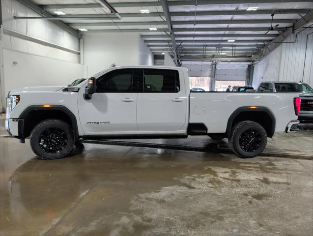 2025 GMC Sierra 3500HD 4WD Crew Cab Long Bed AT4