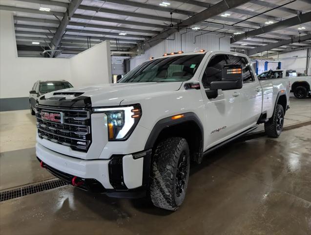 2025 GMC Sierra 3500HD 4WD Crew Cab Long Bed AT4