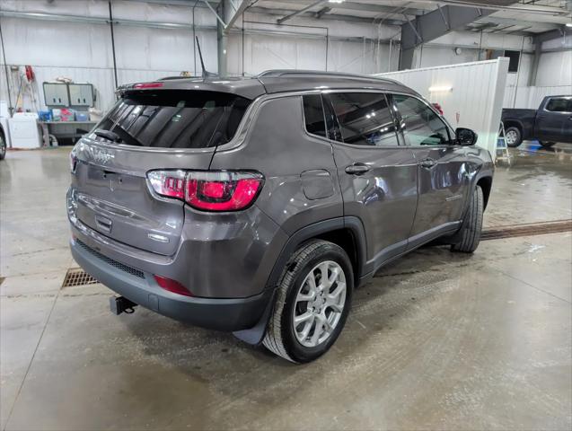 2024 Jeep Compass Latitude Lux FWD