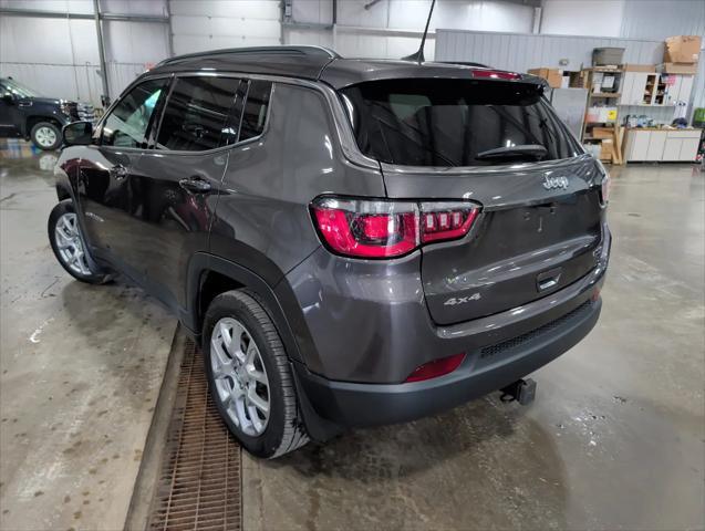 2024 Jeep Compass Latitude Lux FWD