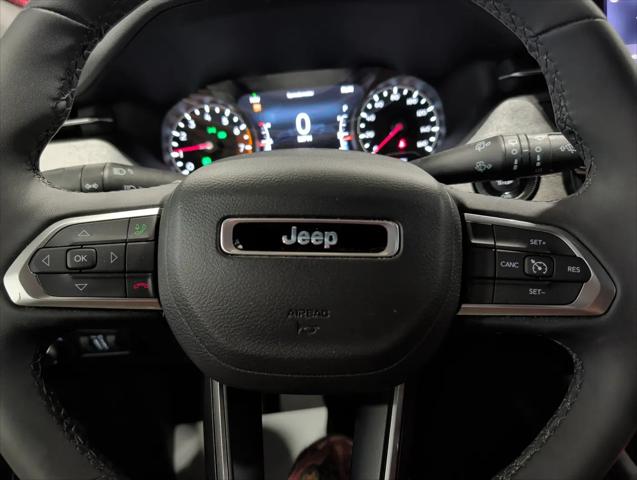 2024 Jeep Compass Latitude Lux FWD