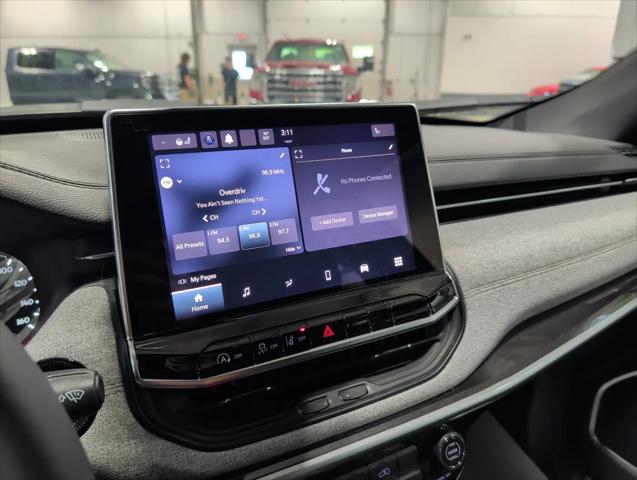 2024 Jeep Compass Latitude Lux FWD