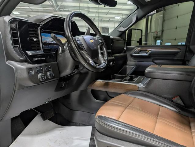2024 Chevrolet Silverado 3500HD High Country