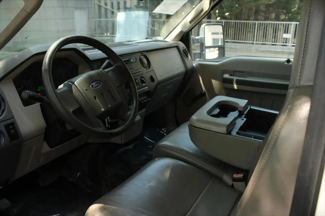 2008 Ford F-350 XL