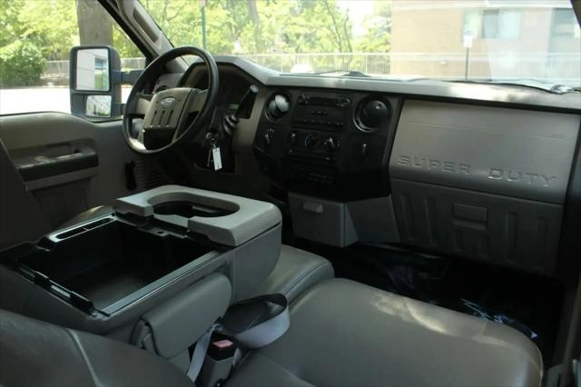 2008 Ford F-350 XL