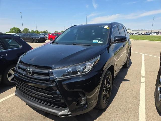 2019 Toyota Highlander SE